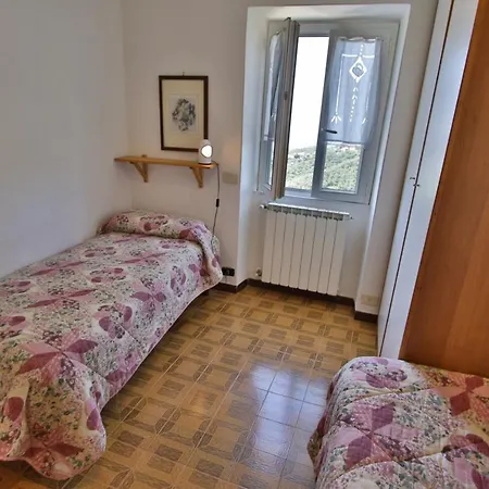 Mamaamelia * Levanto